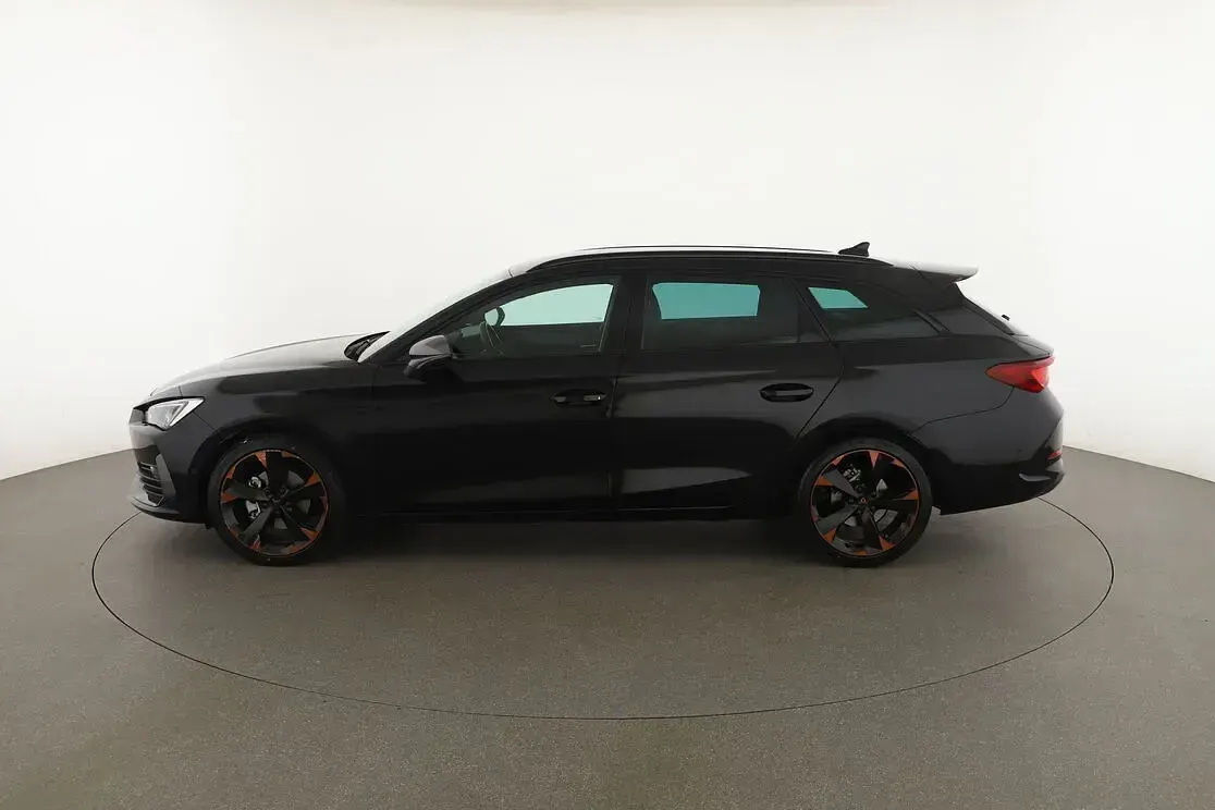 Usata Cupra Leon 150 CV (110 kW) 2023 Nero Station wagon