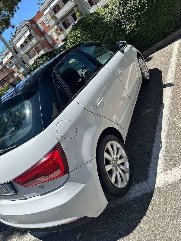Usata Audi A1 Sportback Admired 116 CV (85 kW) 2016 Bianco Utilitaria