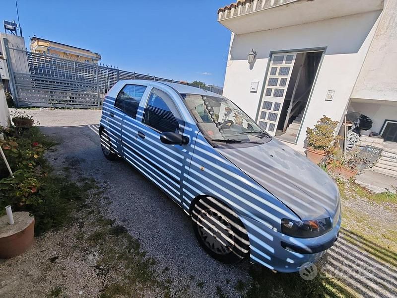 Usata Fiat Punto 2001 Utilitaria