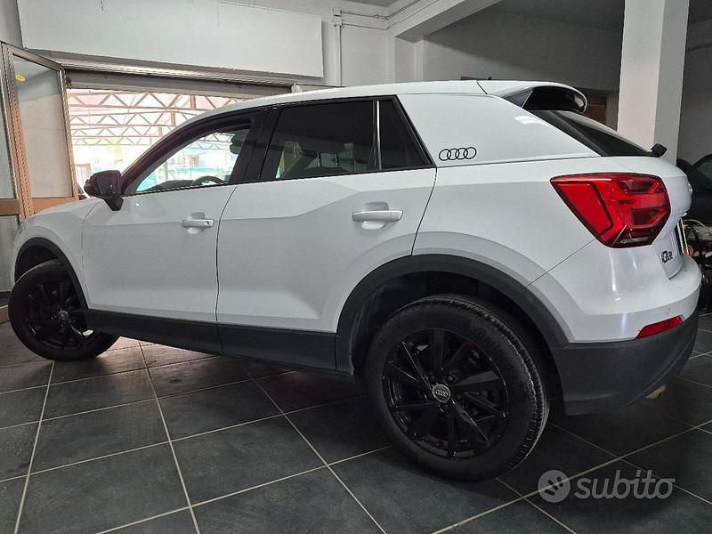 Usata Audi Q2 Design 116 CV (85 kW) 2016 Bianco SUV