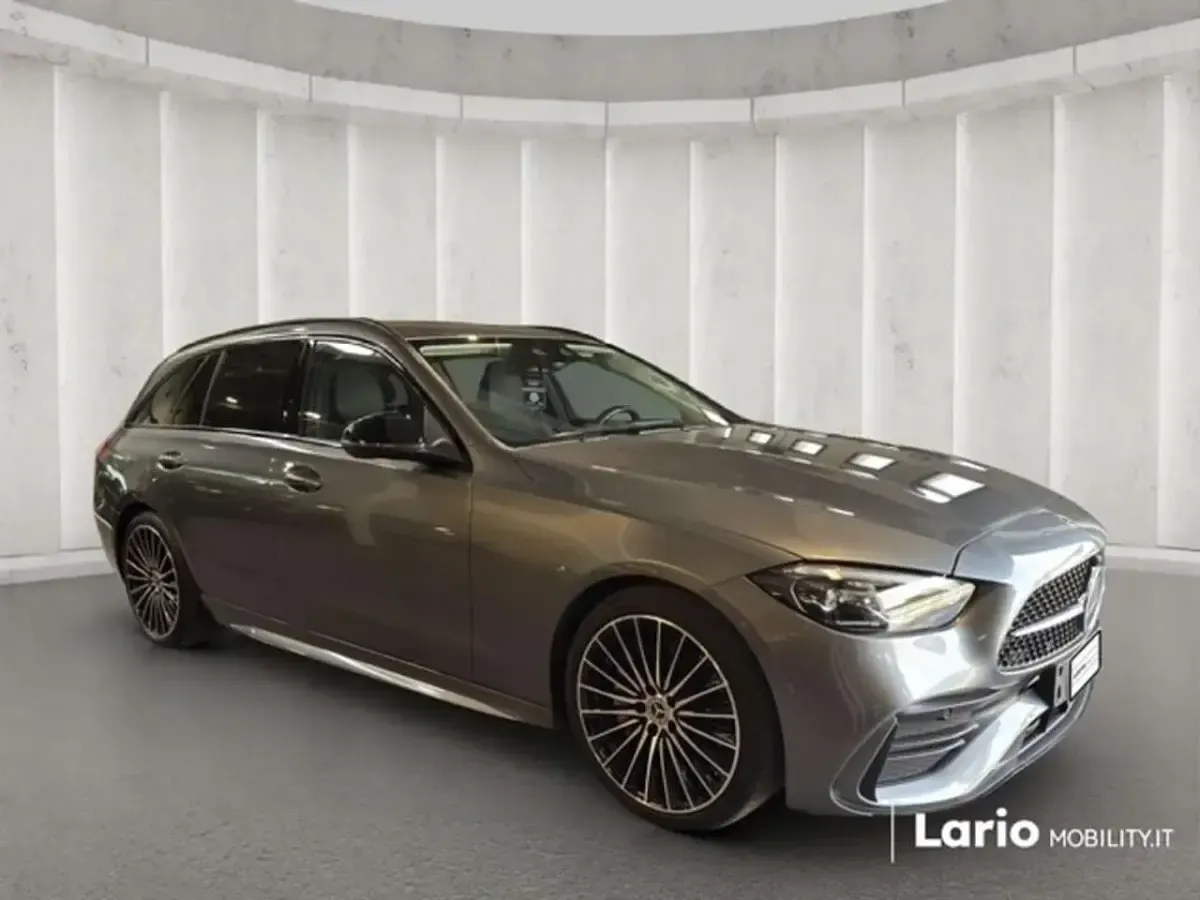 Usata Mercedes C200 Premium Plus 163 CV (119 kW) 2023 Grigio medio Station wagon