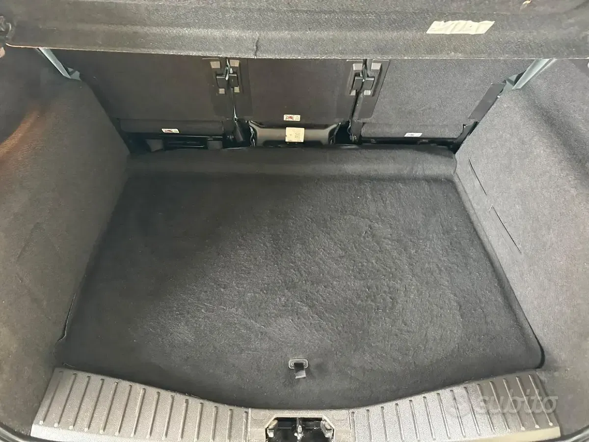 Begagnad Ford C-MAX Titanium S 125 HK (91 kW) 2018 Grå Minibuss