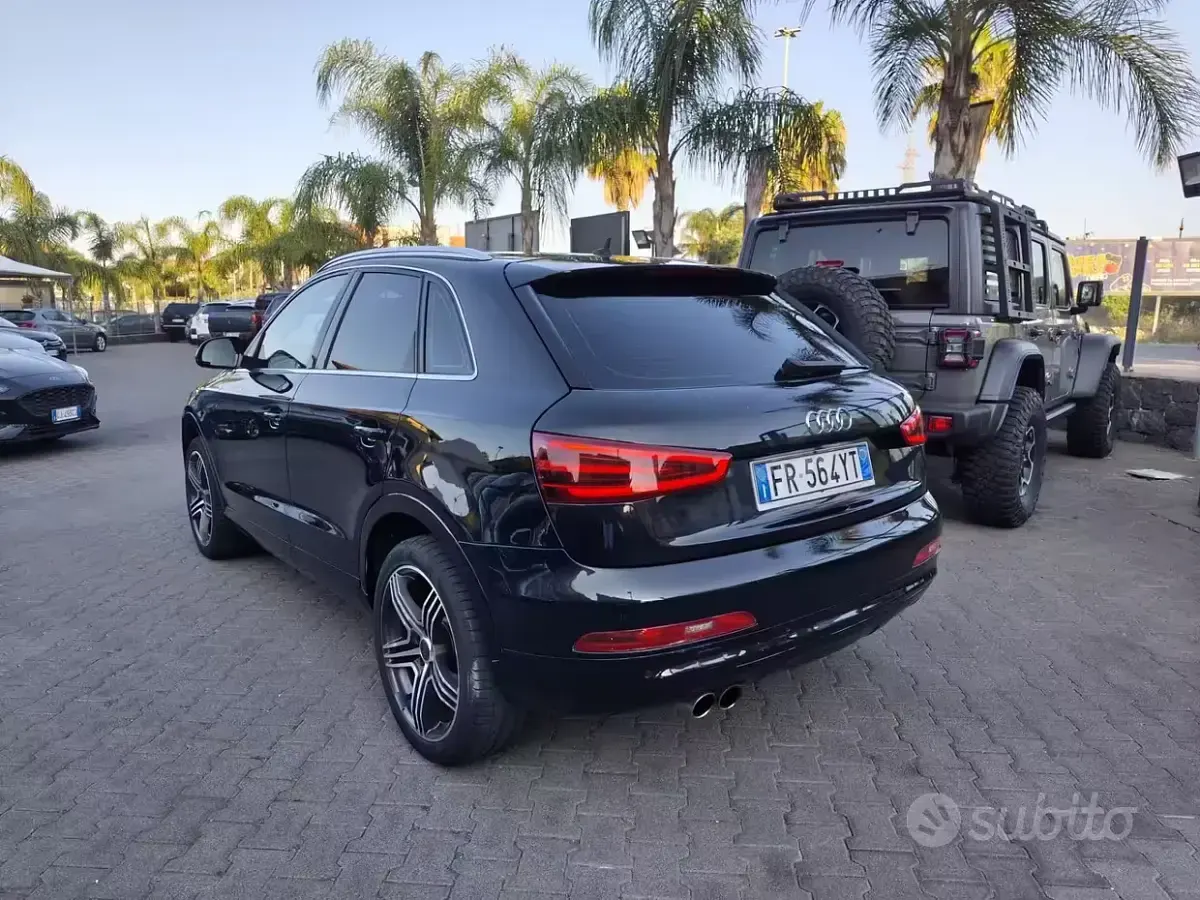 Usata Audi Q3 Advanced Plus 140 CV (102 kW) 2013 Nero SUV