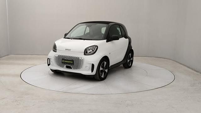 Bianco Usata 2021 Smart ForTwo Electric Drive Passion | 13.100 € - Immagine 1/4