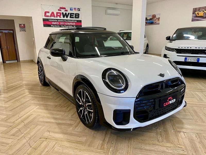 Usata Mini John Cooper Works 204 CV (150 kW) 2024 Bianco Utilitaria