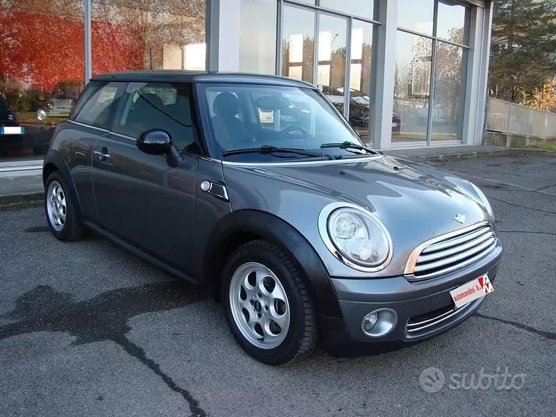 Usata Mini ONE 75 CV (55 kW) 2009 Grigio Utilitaria