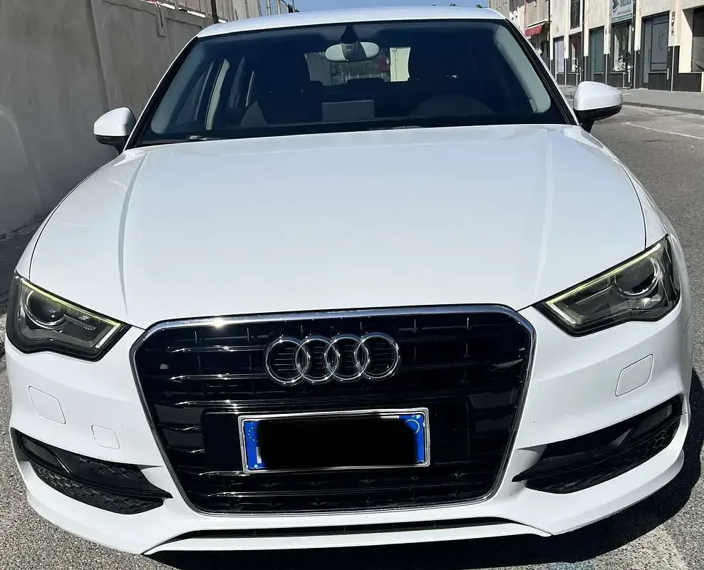 Usata Audi A3 Attraction 150 CV (110 kW) 2015 Bianco Berlina