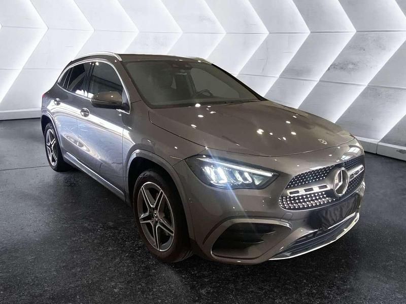 Usata Mercedes GLA200 Advanced Plus 150 CV (110 kW) 2024 Grigio SUV