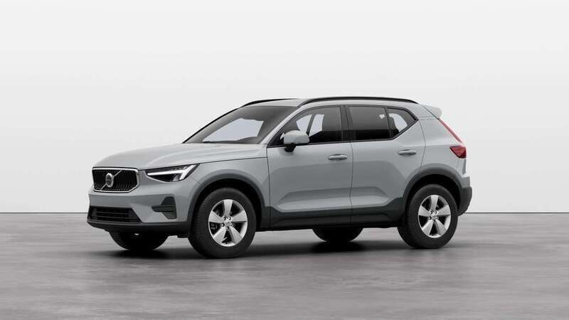 Usata Volvo XC40 163 CV (119 kW) 2024 Vapour grey SUV