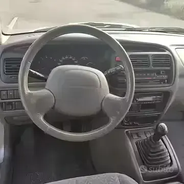 Usata Suzuki Grand Vitara 109 CV (80 kW) 2002 Grigio SUV
