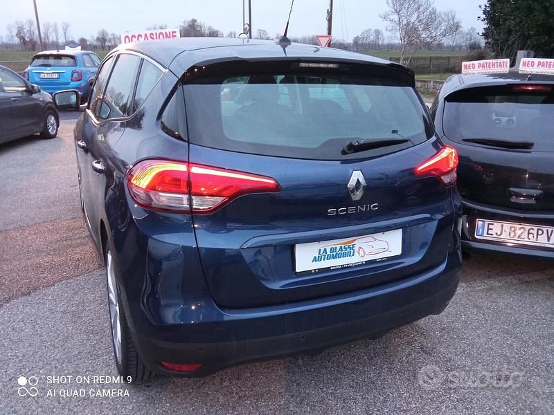 Usata Renault Scénic IV 110 CV (80 kW) 2018 Blu Monovolume