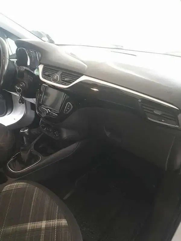 Usata Opel Corsa 75 CV (55 kW) 2017 Utilitaria
