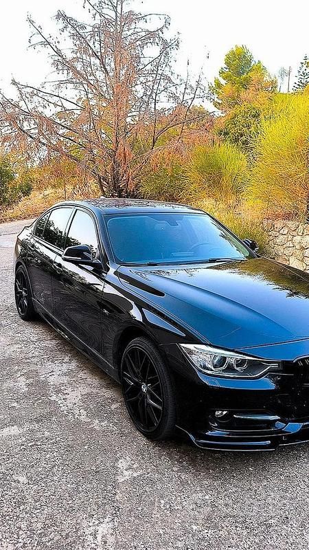 Usata BMW 320 Sport Line 184 CV (135 kW) 2013 Nero Berlina
