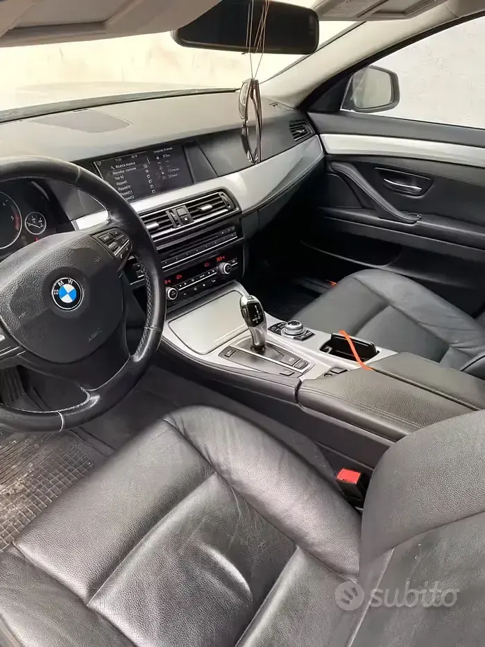 Usata BMW 520 184 CV (135 kW) 2010 Grigio Berlina