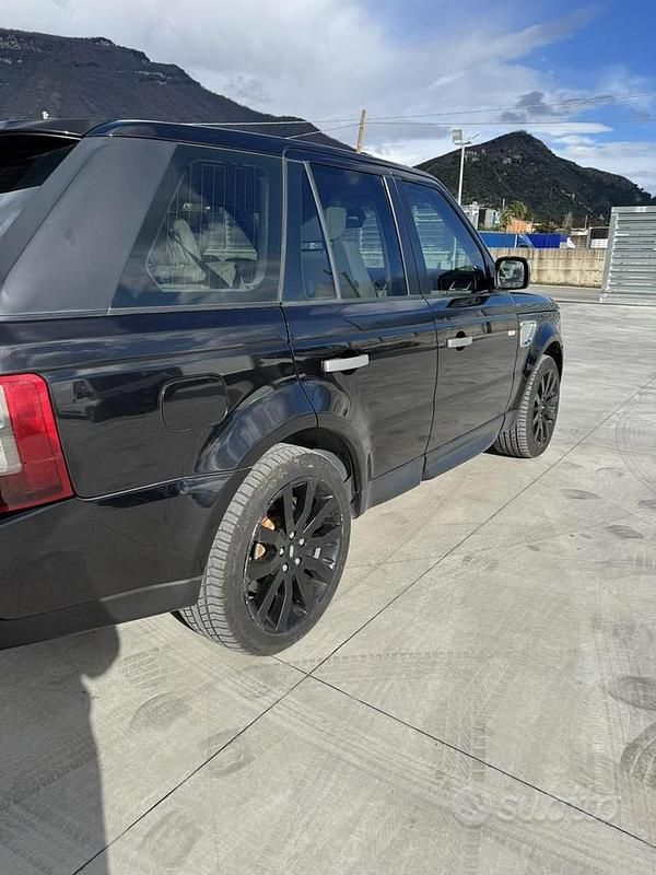 Usata Land Rover Range Rover Sport 272 CV (200 kW) 2009 Nero SUV