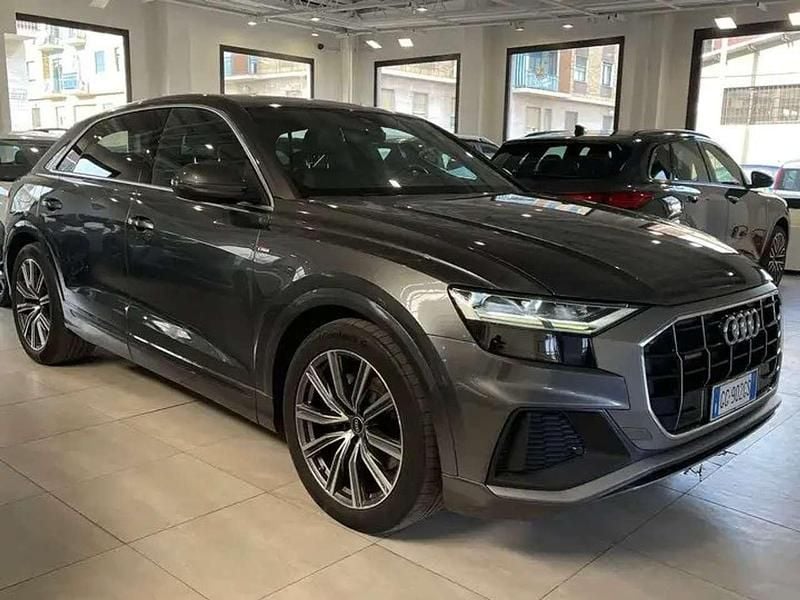 Grigio Usata 2021 Audi Q8 S-Line SUV | 51.900 € (Super prezzo) - Immagine 1/4