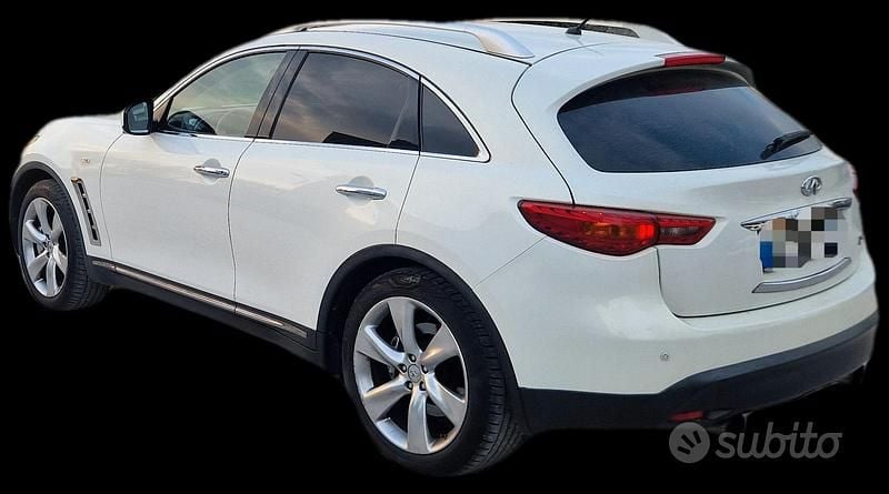 Usata Infiniti Fx30 Premium 238 CV (175 kW) 2011 Bianco SUV