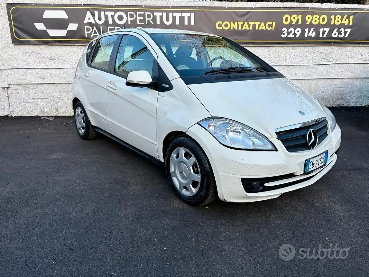 Usata Mercedes A160 Avantgarde 82 CV (60 kW) 2010 Bianco Berlina