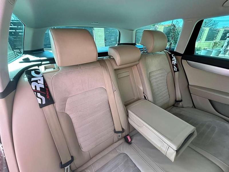 Usata VW Passat Highline 140 CV (102 kW) 2011 Station wagon