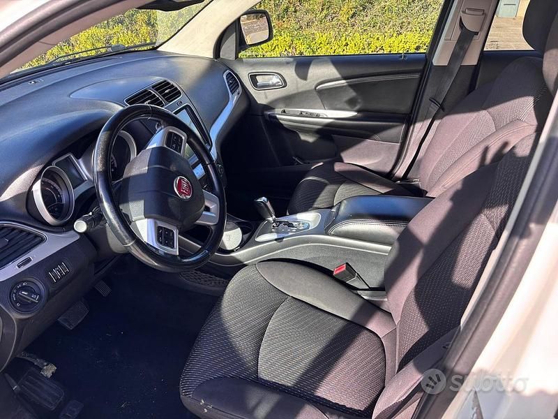 Usata Fiat Freemont Lounge 170 CV (125 kW) 2013 Bianco SUV