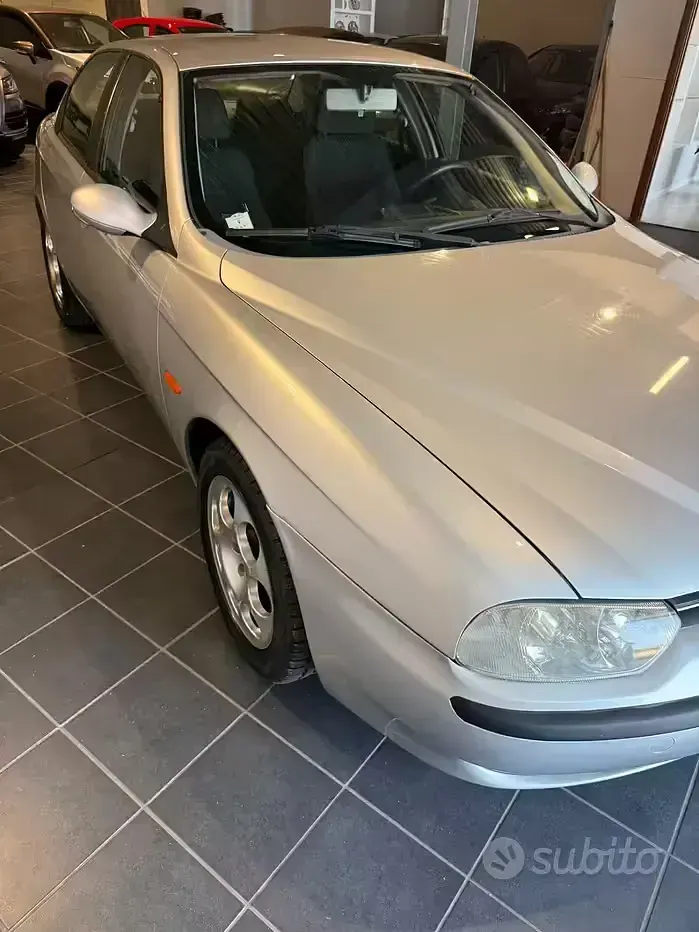 Usata Alfa Romeo 156 155 CV (114 kW) 2000 Grigio Station wagon