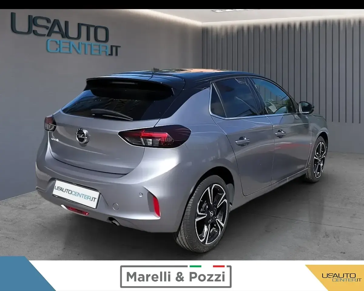Usata Opel Corsa Elegance 100 CV (73 kW) 2020 Utilitaria