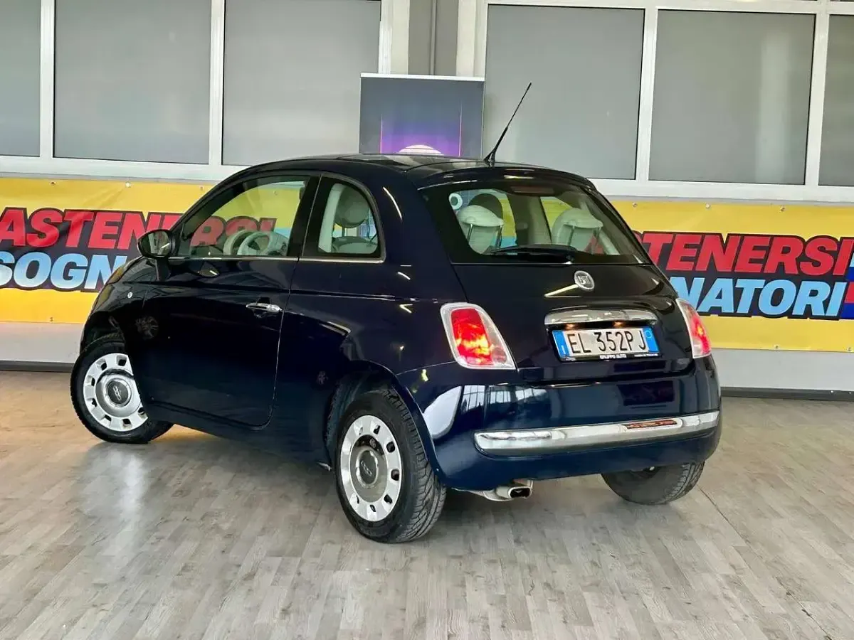 Usata Fiat 500 69 CV (50 kW) 2012 Blu/azzurro Utilitaria