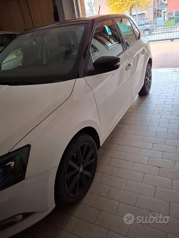 Usata Skoda Fabia Design Edition 90 CV (66 kW) 2016 Bianco Berlina
