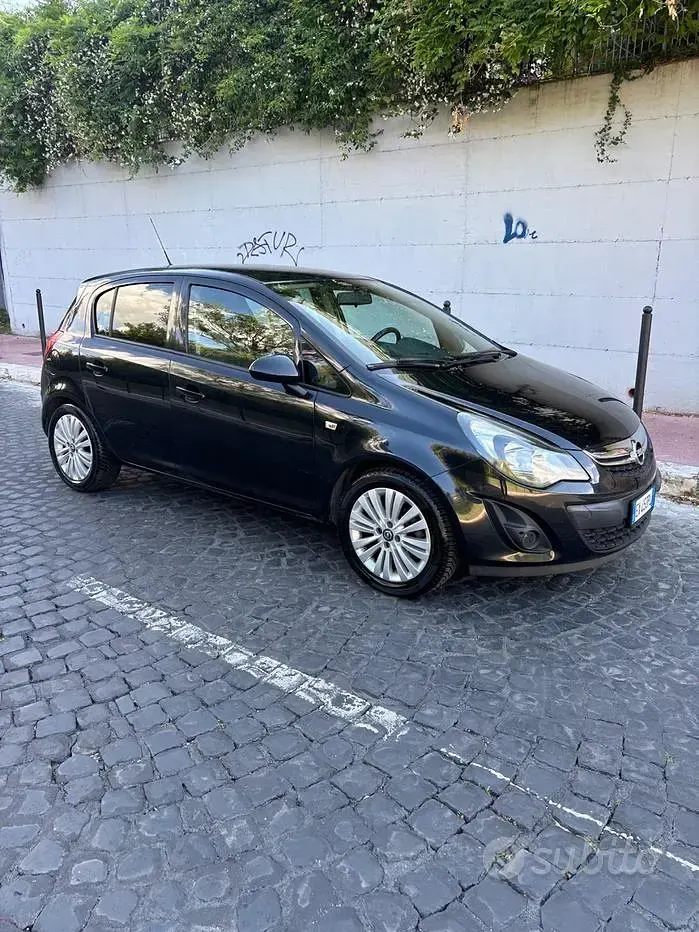 Usata Opel Corsa Cosmo 86 CV (63 kW) 2015 Nero Utilitaria