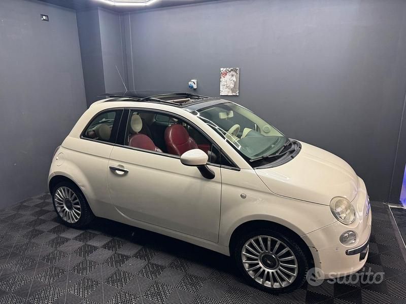 Usata Fiat 500 70 CV (51 kW) 2009 Bianco Utilitaria