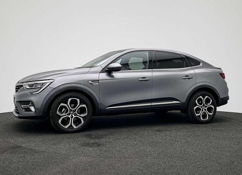 Usata Renault Arkana Techno 143 CV (105 kW) 2022 Grigio SUV