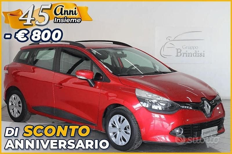 Usata Renault Clio GrandTour 75 CV (55 kW) 2016 Rosso Station wagon