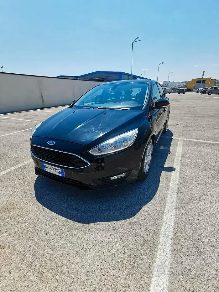Usata Ford Focus Titanium 120 CV (88 kW) 2016 Nero Berlina