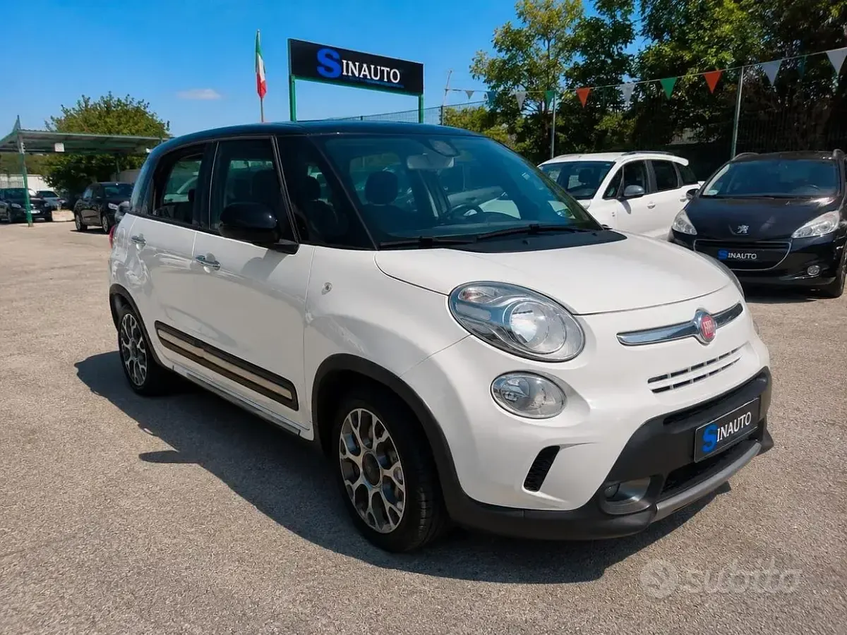 Usata Fiat 500L Trekking 84 CV (61 kW) 2015 Bianco Monovolume