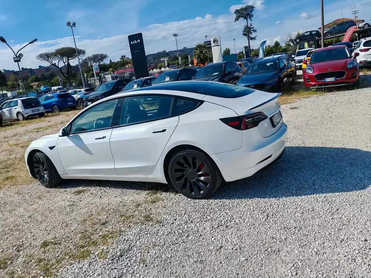 Usata Tesla Model 3 Performance 155 kW (211 CV) 2021 Bianco Berlina