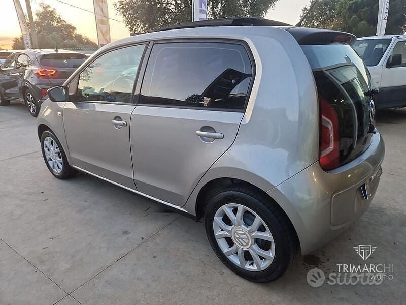 Usata VW up! high up! 75 CV (55 kW) 2013 Utilitaria