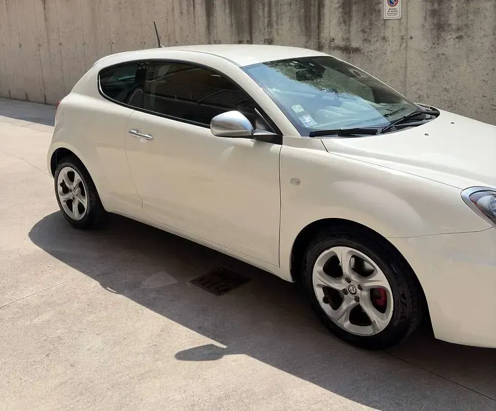 Usata Alfa Romeo MiTo 95 CV (69 kW) 2018 Bianco Utilitaria