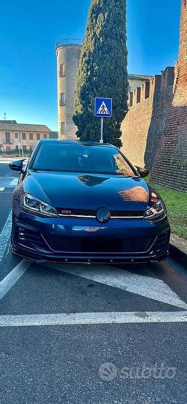 Usata VW Golf VII 2014 Blu Berlina