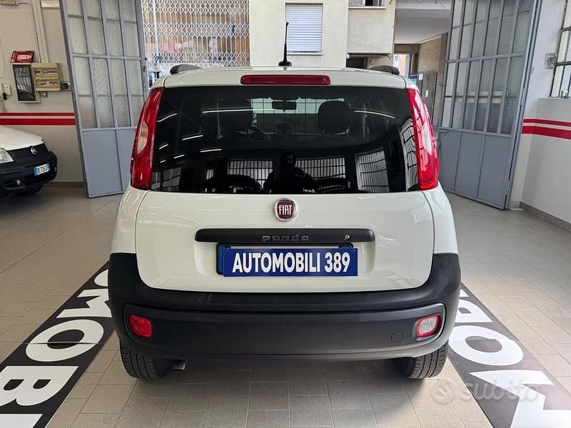Usata Fiat Panda 4x4 Pop 86 CV (63 kW) 2020 Bianco Utilitaria