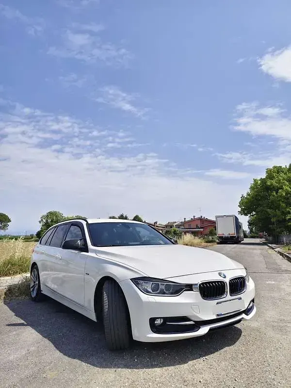 Usata BMW 316 M Sport 116 CV (85 kW) 2015 Bianco Station wagon