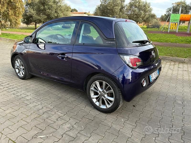 Usata Opel Adam 70 CV (51 kW) 2014 Blu Utilitaria