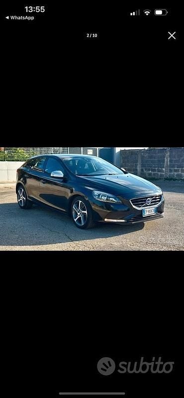 Usado Volvo V40 R-Design Kinetic 115 CV (84 kW) 2014 Negro Berlina