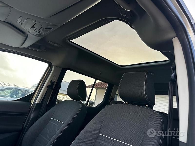 Usata Ford Tourneo Connect Titanium 115 CV (84 kW) 2015 Grigio Monovolume