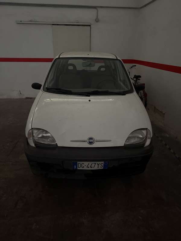 Usata 2007 Fiat Seicento Active Due volumi | 2300 € (Buon prezzo) - Immagine 1/4