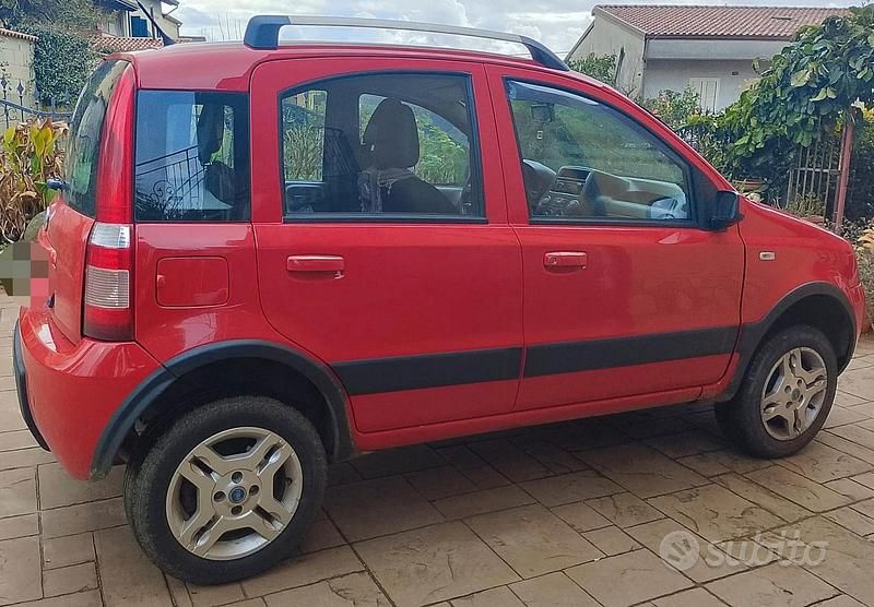 Usata Fiat Panda 4x4 2008 Rosso Utilitaria