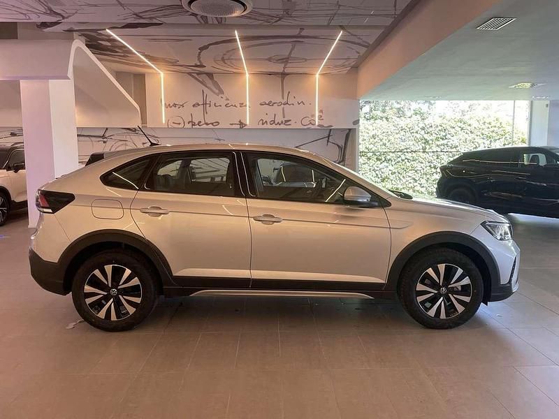 Usata VW Taigo Life 95 CV (69 kW) 2022 Argento SUV