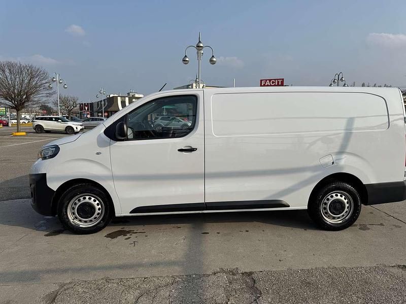 Usata Peugeot Expert 120 CV (88 kW) 2023 Bianco Furgone