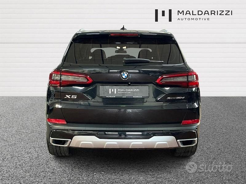 Usata BMW X5 xLine 265 CV (194 kW) 2021 Nero SUV