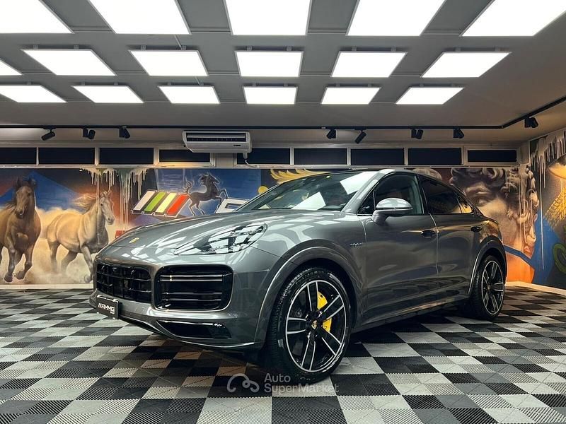 Usata Porsche Cayenne Turbo S 549 CV (403 kW) 2021 Grigio SUV