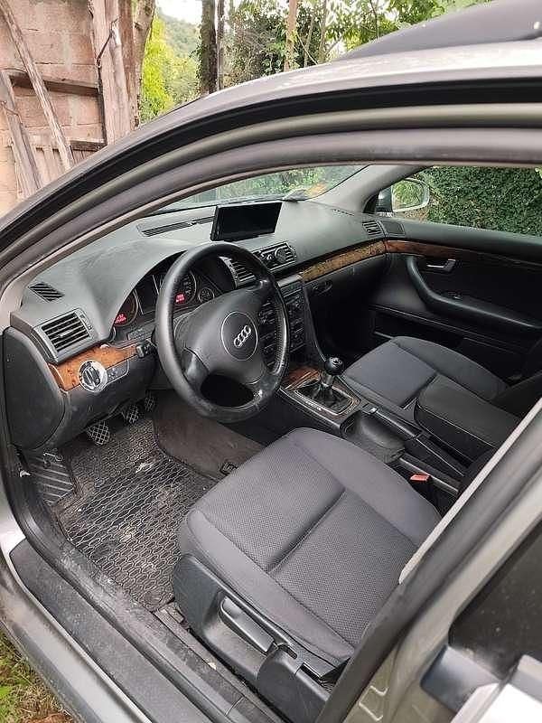Gebraucht Audi A4 Ambiente 131 PS (96 kW) 2004 Grau Kombi